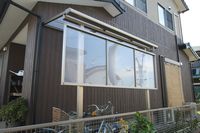 昨日の雨のような時には自転車置き場の屋根があると大変便利！"