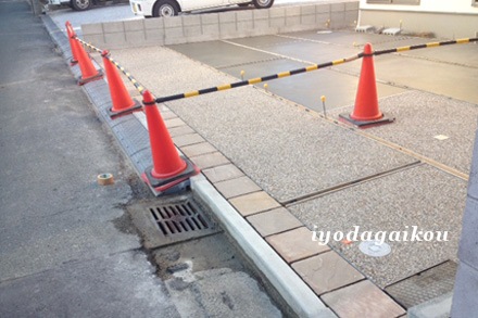 Ｓ様邸。駐車場コンクリート完了です。明日は目地準備です。"